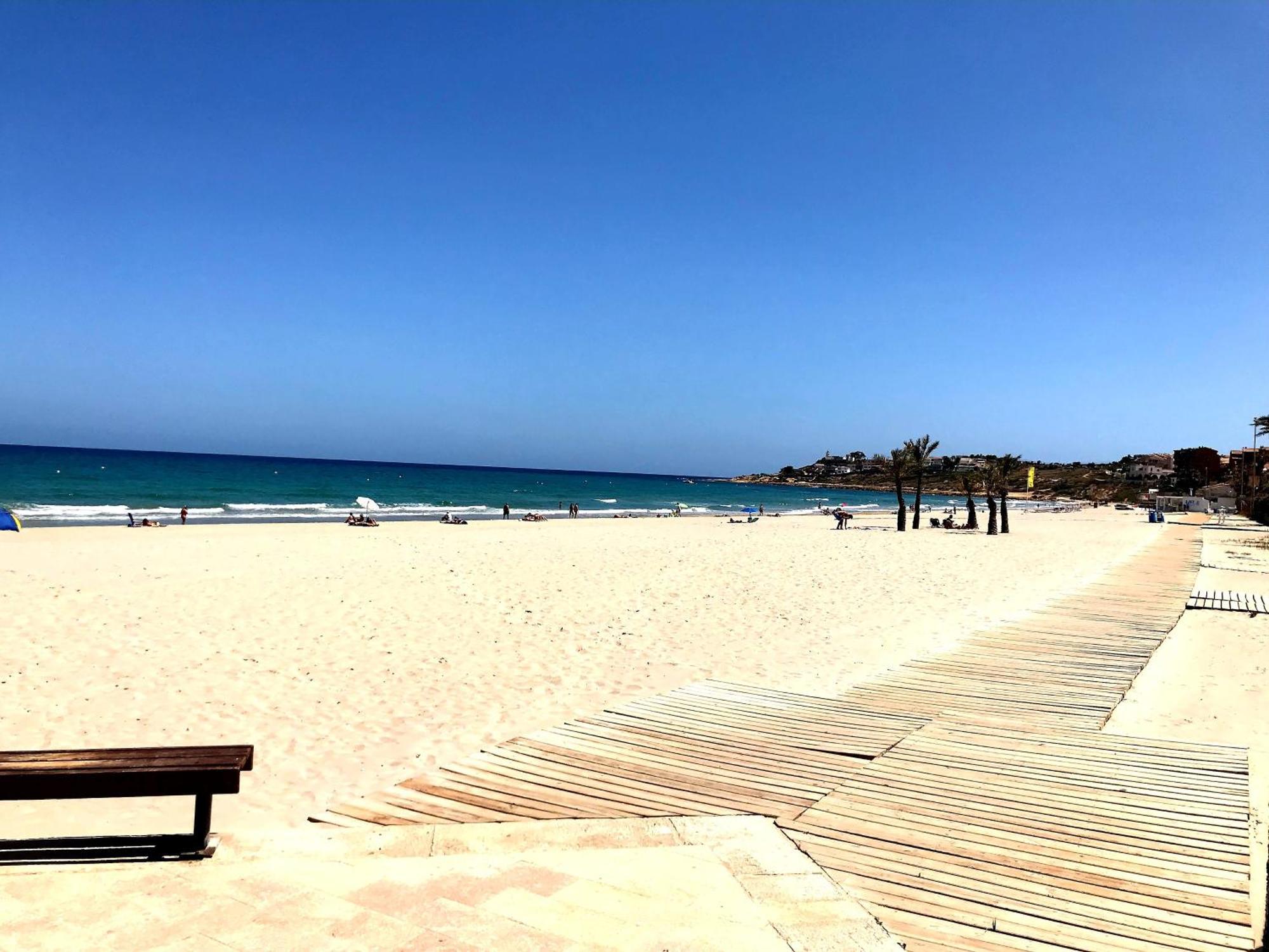 Playa Dos Avenidas Alicante Luaran gambar